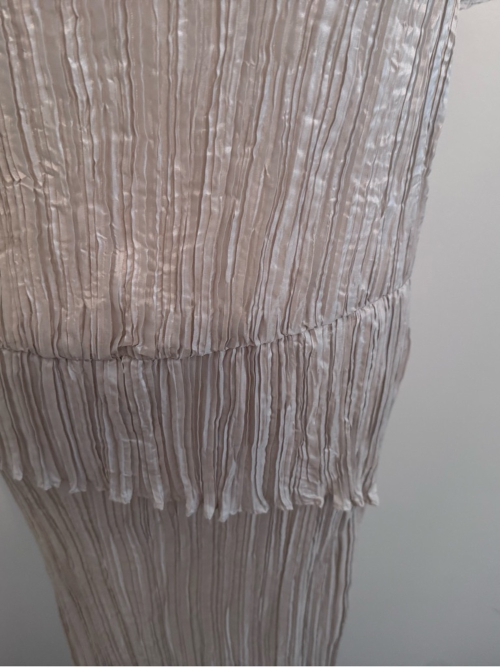 Massimo Dutti Champagne Pleated Blouse - Picture 3 of 8